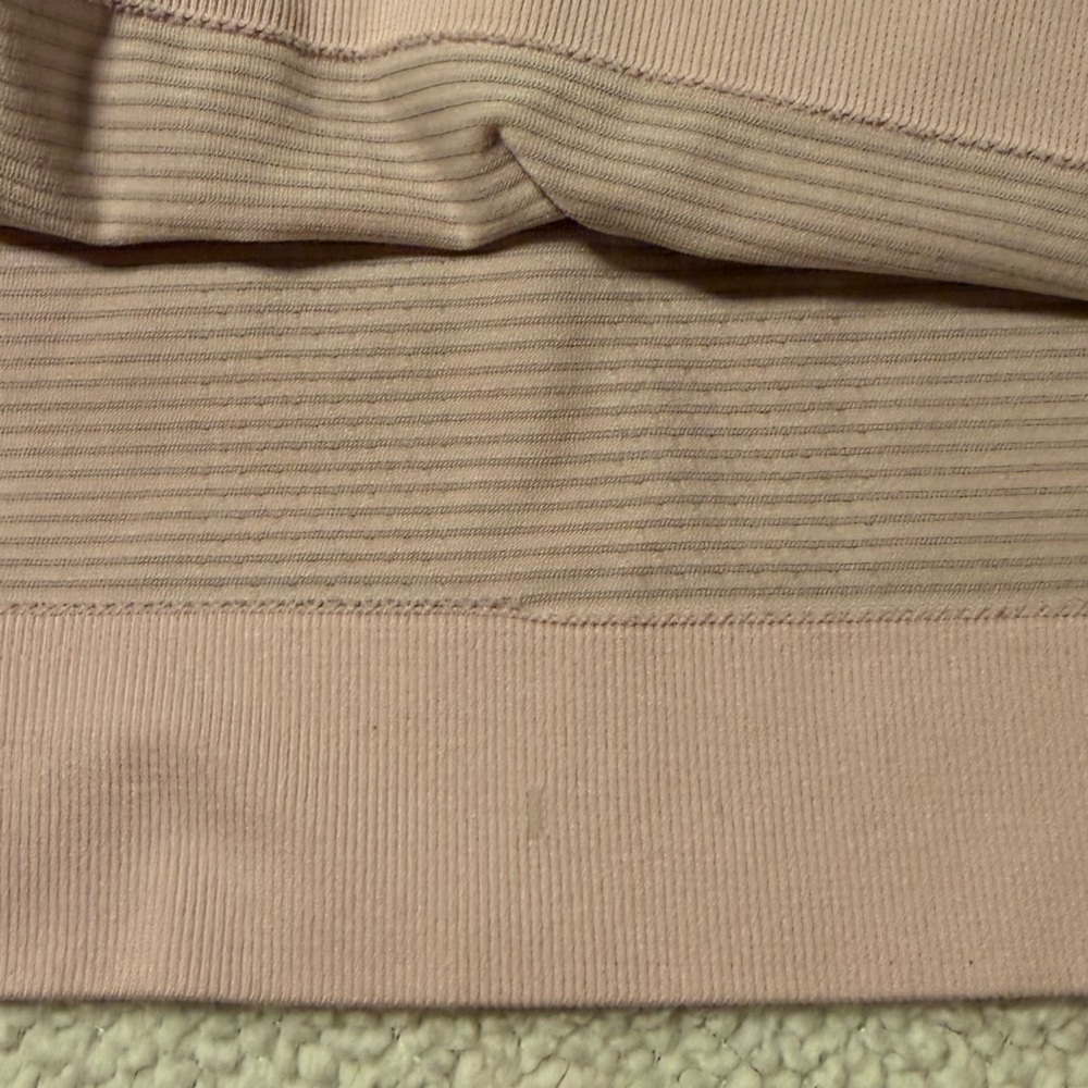 Lululemon Swiftly Relaxed Long-Sleeve Shirt
Light Pink Crewneck Top Tech - Picture 9 of 10